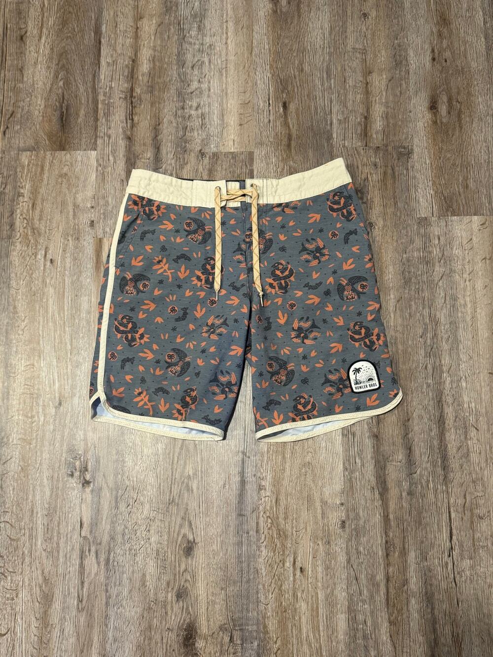 Howler Brothers Men's Stretch Bruja Boardshorts Size 30